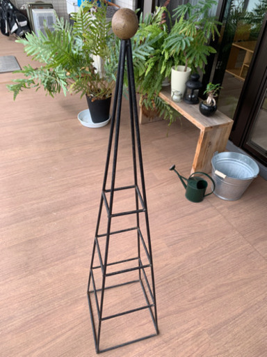 オベリスク バラ ガーデニング BISES掲載