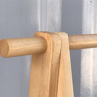 格安で！木製ハンガーラック◇無垢材◇ナチュラルカラーの画像