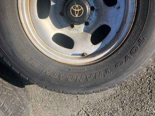 TOYOTA ランドクルーザー 70 純正 鉄ホイール タイヤ付き