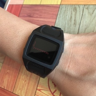 NIXON ニクソン デジタル時計
