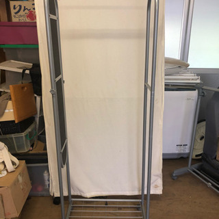 姿見付きハンガーラックの画像