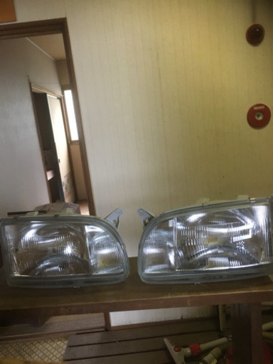 ハイエース100系ヘッドライト
