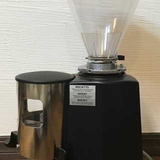 エスプレッソマシン グラインダー セット 付属品多 シモネリ simonelli Mazzer コーヒー ミル 家庭用電源 100V 移動カフェ 開業 店舗 　マッツァー　一般家庭にて使用可能の画像