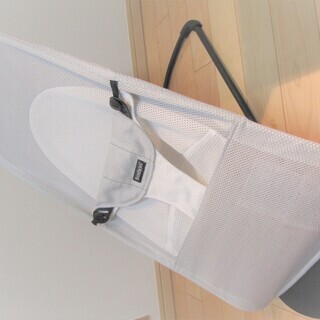 BABY BJORN　ベビーバウンサー　持ち運び可能な専用バック付