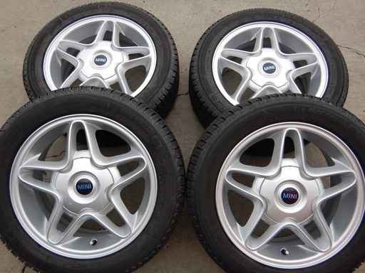 ＭＩＮＩ純正　１６インチ　ミシュランスタッドレス付き