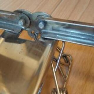 【定価6,480円購入。500円でお譲り】日本製ステンレス洗濯ハンガーの画像