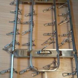 【定価6,480円購入。500円でお譲り】日本製ステンレス洗濯ハンガーの画像