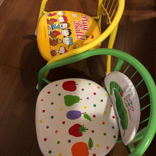 子供の椅子 腹ペコあおむし