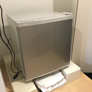 【0円 動作確認済】冷蔵庫45Ｌ 2012年製 配送料応相談