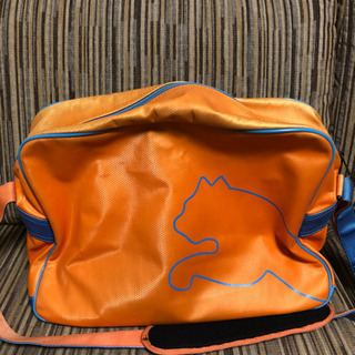 プーマ エナメルバッグの画像