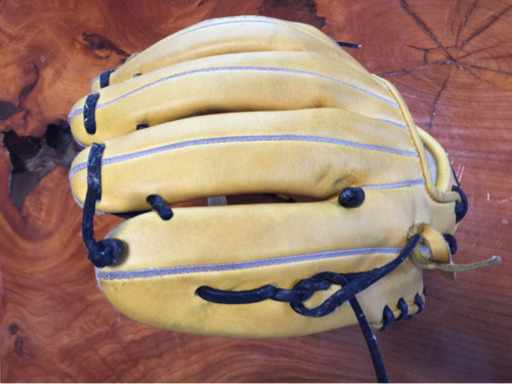 デサント硬式グラブ 内野用 ！
