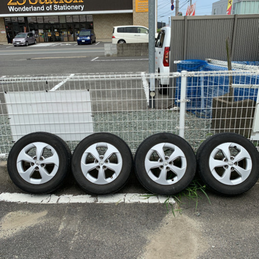 トヨタ プリウス 30 後期 前期 純正 キャップ付き ホイール