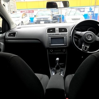 【ポッキリ価格】VW ﾎﾟﾛ TSIﾊｲﾗｲﾝ　車検1年以上/ディーラー整備/純正HDDﾅﾋﾞ/地ﾃﾞｼﾞ/ETC/純正アルミホイール（ノーマル・スタッドレス）の画像