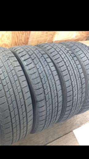 215/60R17良品