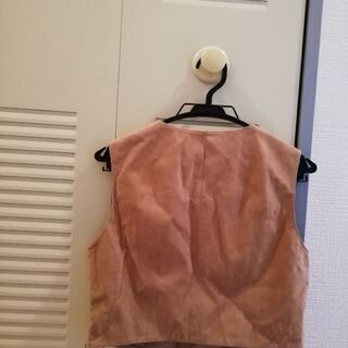 ベスト　サイズ38　未使用の画像