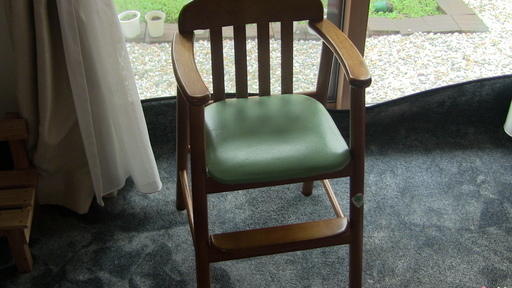 ベビーチェア　ハイタイプ