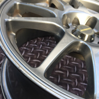 16×7j+38 4穴マルチ シュナイダー A-TECH ガンメタの通販はau PAY