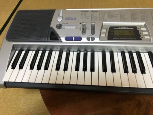 値下げ✴︎電子キーボード 電子ピアノ CASIOキーボード譲ります。 全音壊れ無く出ます。
