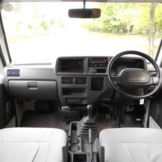 ☆激安軽バン箱バン!コミコミ総額17万円ポッキリ提供!!大人気トランスポーター!!5MT!キーレス付き!内外装、綺麗!タイベル交換済み!車検令和2年7月27日まで! 早い者勝ち☆の画像