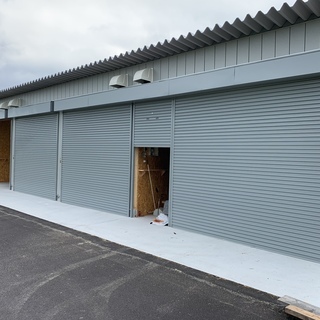 幅広残り１区画のみ　新築　7月完成予定　高級車外車　貸しガレージ　貸し工場　貸し事務所　貸し倉庫　作業場　ガレージ　整備工場　個人ショップ　独立　本田近く　ツインリンクもてぎ　近く - 賃貸（マンション/一戸建て）