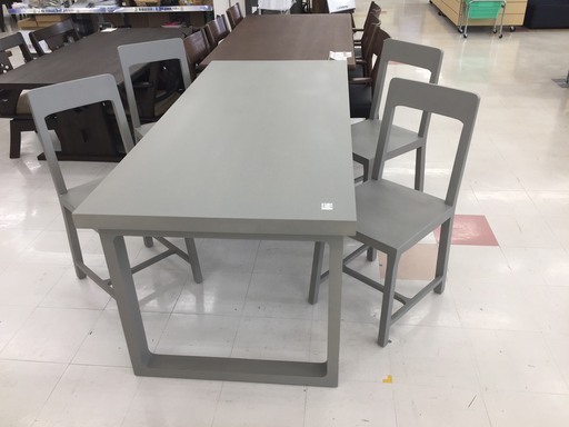 取りに来て頂ける方限定！KAMARQ(カマルク)のダイニング5点セットのご紹介です！