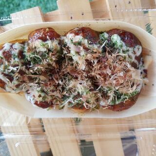 冷めても美味しいとご好評頂いてるタコ焼き