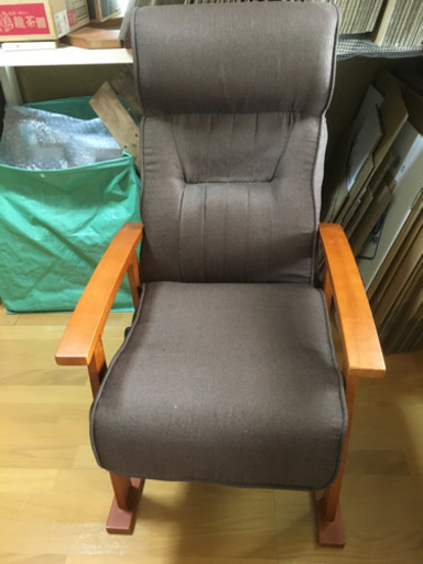 リクライニング出来る椅子