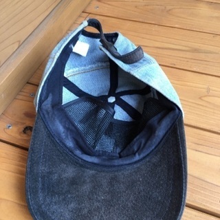 アポロキャップ 革とジーンズの画像