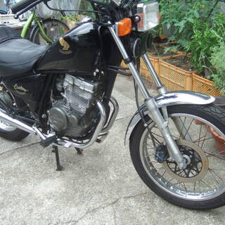 格安価格! 超希少　ホンダ　CBX125カスタム　アメリカンカスタムモデル　パワフルDOHC単気筒クルーザーの画像
