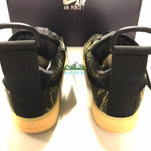 正規品 NIKE × CARHARTT WIP エアフォース 1 LOW