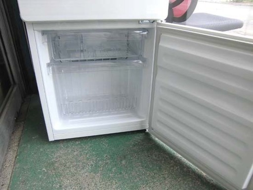 札幌 美品 2017年製 110L ユーイング/森田電機 2ドア冷蔵庫 白/ホワイト 単身 一人暮らし UR-F110H 100Lクラス
