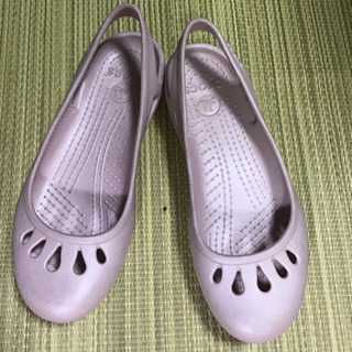 中古 レディースcrocsサンダル