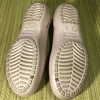 中古 レディースcrocsサンダルの画像