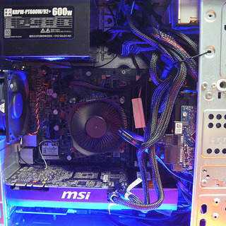 【無線内蔵ゲーミングカスタムPC】PUBG/フォートナイト/グラセフ◎の画像