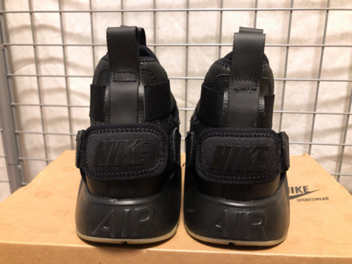 Nike Air Huarache City スニーカー Black 