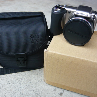 オリンパス　高性能コンパクトデジカメ　ＳＰ600－ＵＺ　ケース付き　最終値下げ！の画像