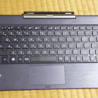 【ASUS】TransBook T100TA DK32G　タブレットPCの画像