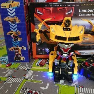 【R/C 変形ロボット、ランボルギーニ】ラジコン二点セット☆の画像