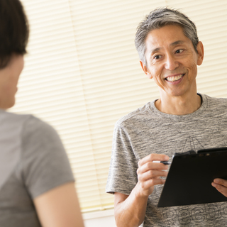 鎌倉で20年。腰痛、肩こり、しびれ専門の治療院です。筋膜リリース...