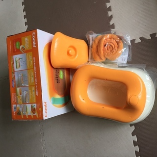 COMBI おまるでステップの画像