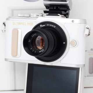 ●1605万画素●人気のホワイト●WIFI内蔵●簡単自撮り●オリンパス PL8 ゆうパック代引き発送！送料、代引き手数料無料！ ○1605万画素○人気のホワイト○WIFI内蔵○簡単自撮り○