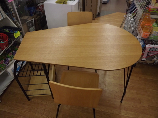 2人掛けダイニングセット カフェテーブル 収納棚付き イス×２ 幅：１２０ｃｍ　札幌　西岡店