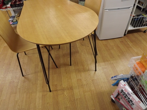 2人掛けダイニングセット カフェテーブル 収納棚付き イス×２ 幅：１２０ｃｍ　札幌　西岡店