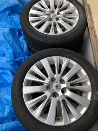 18インチ ホイル付きタイヤ