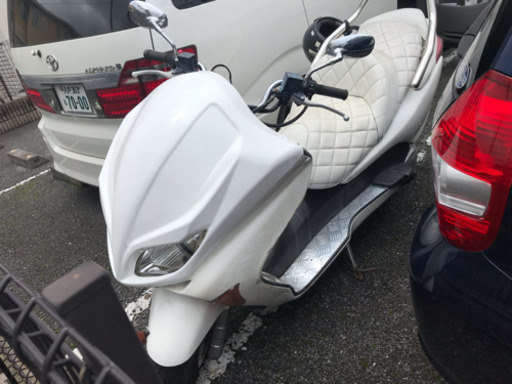 取引先 決まりました。フォルツァmf08 ホワイト  ビックスクーター