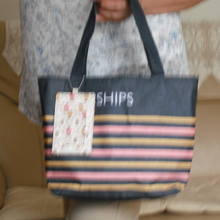 お値下げ！ＳＨＩＰＳのＴＯＴＯバックの画像