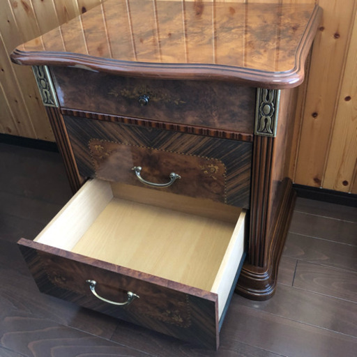 イタリア家具 チェスト