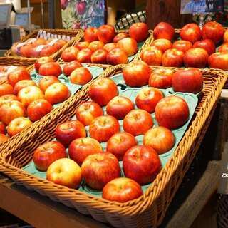 【静岡】(パルシェ内) オーガニック専門店「ナチュラルハウス」◆時給1224円～＋通勤代1日600円♪ 年齢/性別不問！オーガニックを通じお客様と生産者をつなぐお仕事♪ 社割ありの画像