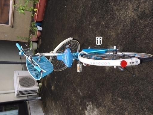 子ども用自転車（ヘルメット付き）