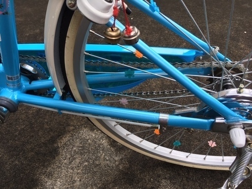 子ども用自転車（ヘルメット付き）